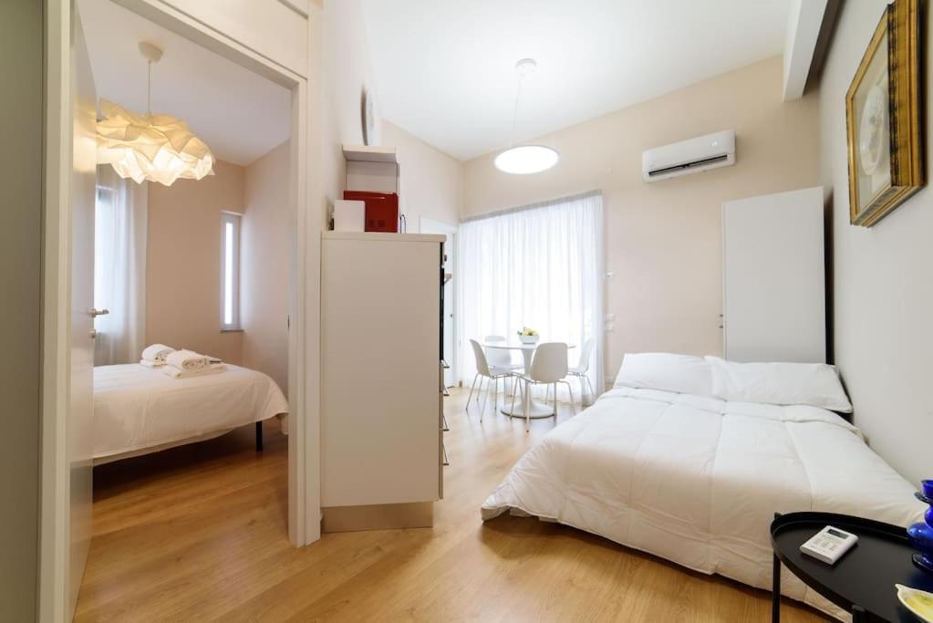 Intero Bilocale - Wifi+netflix Free Park A 100m Apartment Salerno